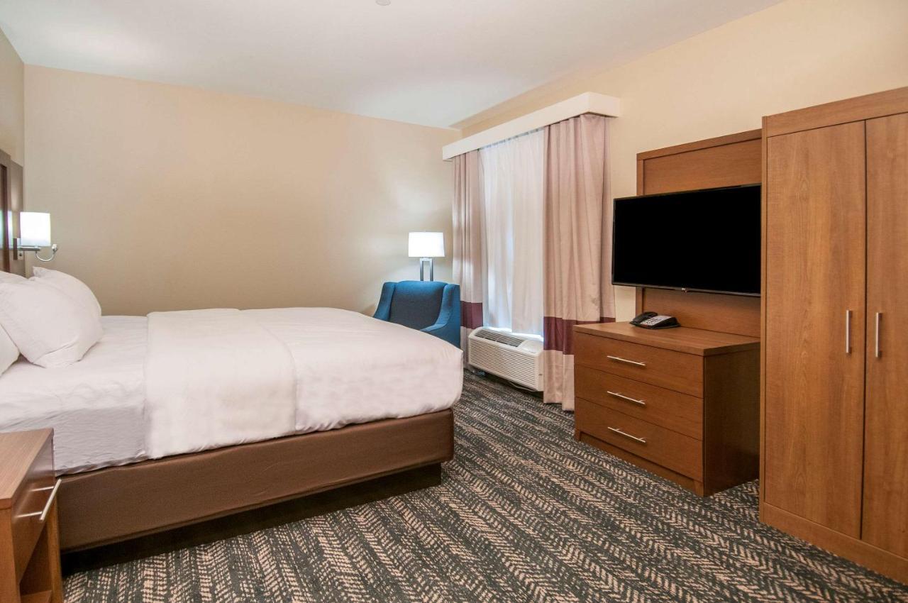 טסקלוסה Comfort Inn & Suites Downtown Near University מראה חיצוני תמונה