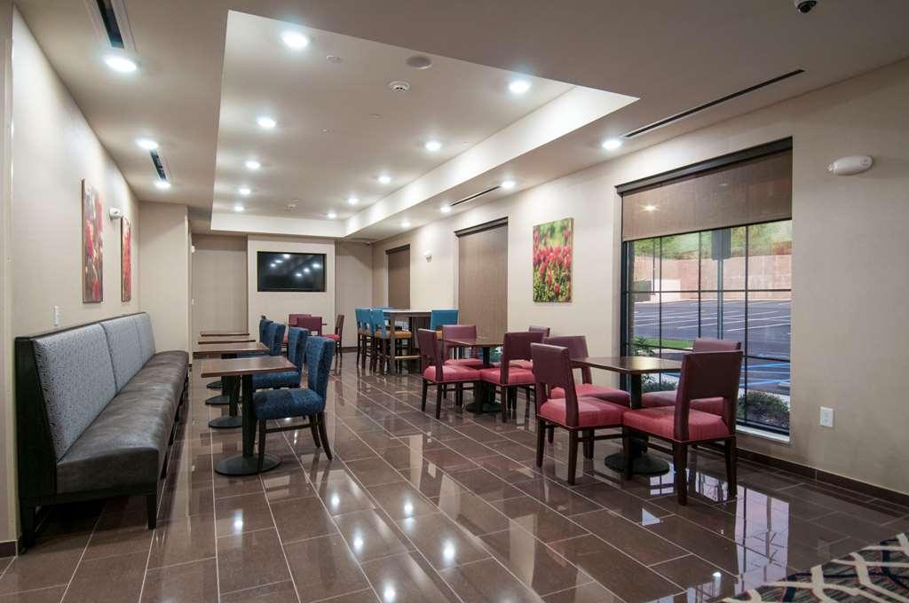 טסקלוסה Comfort Inn & Suites Downtown Near University מראה פנימי תמונה