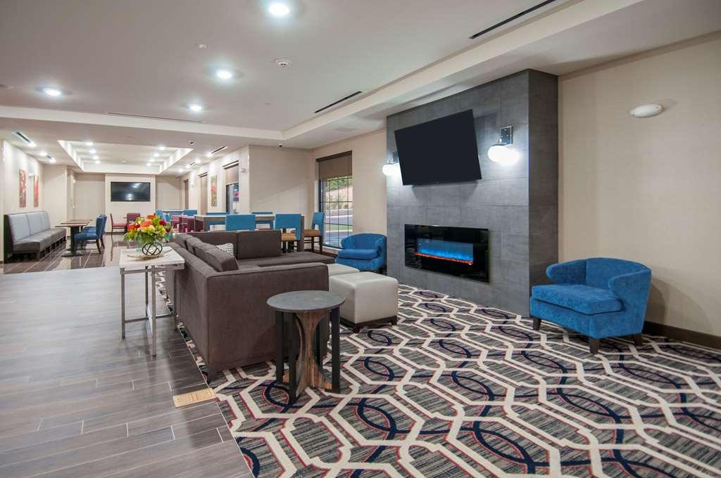 טסקלוסה Comfort Inn & Suites Downtown Near University מראה פנימי תמונה