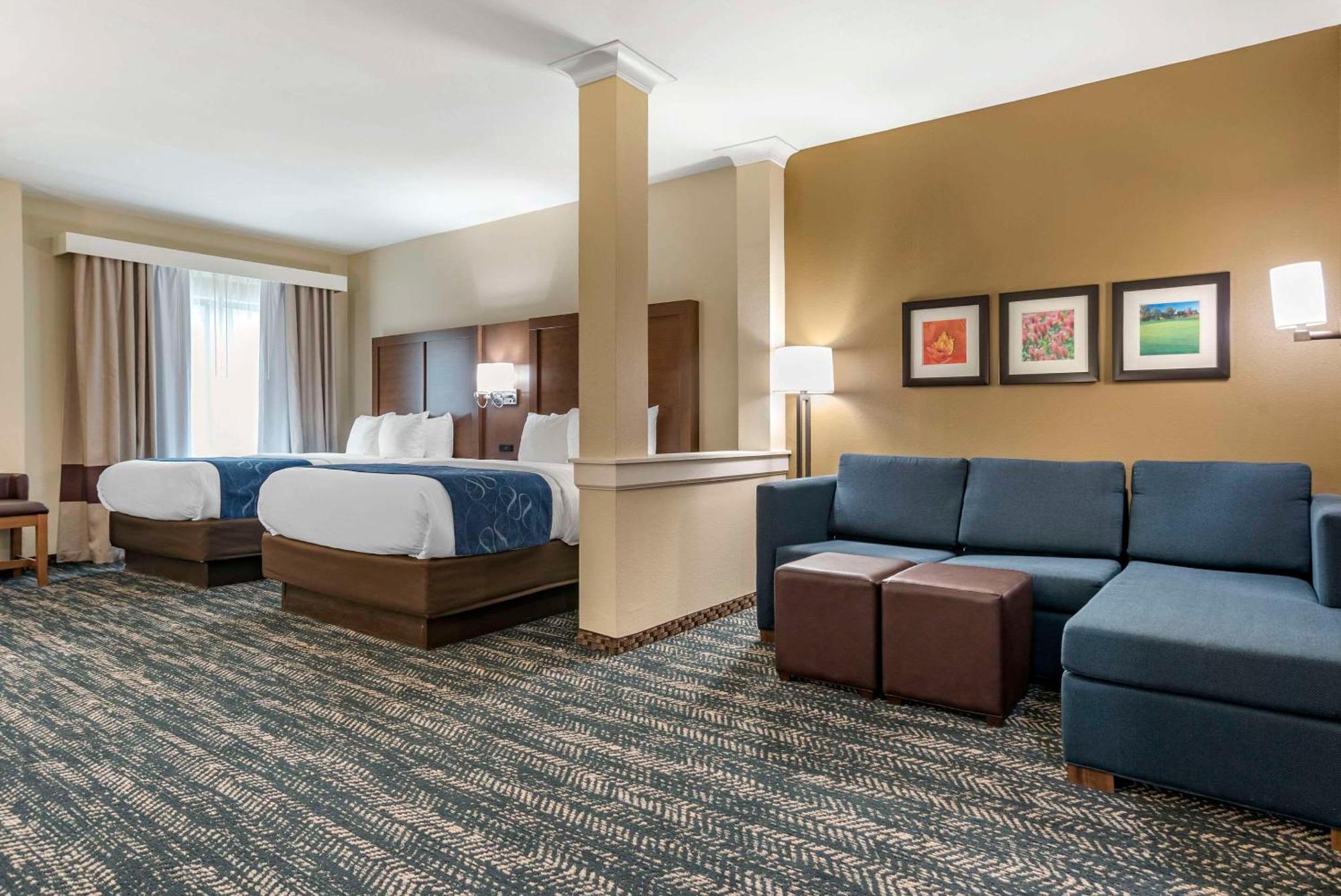 טסקלוסה Comfort Inn & Suites Downtown Near University מראה חיצוני תמונה
